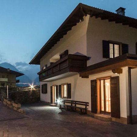 Villa Casa Guetti Terme Di Comano à Comano Terme Extérieur photo