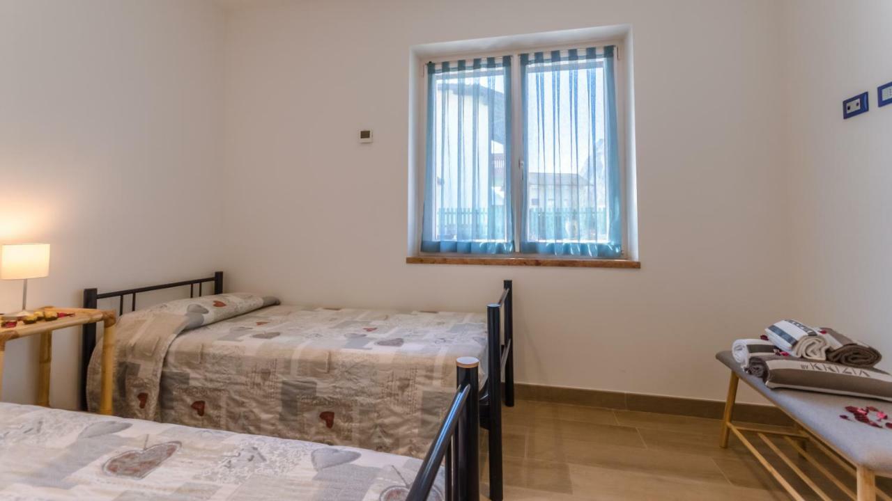 Villa Casa Guetti Terme Di Comano à Comano Terme Extérieur photo